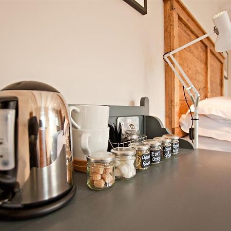ニューポート Grove Park Bed & Breakfast エクステリア 写真